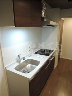 【キッチン】 | LA MAISON VERTE | キッチンでお料理をお楽しみください