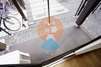 【庭】 | 京美 | ネット無料。お庭が付いています