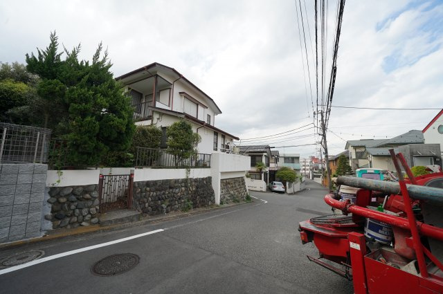【横浜市西区浅間台38-7新築戸建てA号棟】★仲介手数料無料★（宮ヶ谷小学校・軽井沢中学校）の外観|浴室乾燥機や食洗機など設備の充実したお住まいです。