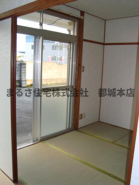 神之山コーポの和室|い草の香りが落ち着く素敵な和室です