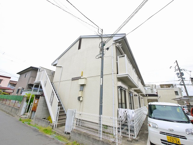 コスモハイツオリオンの外観