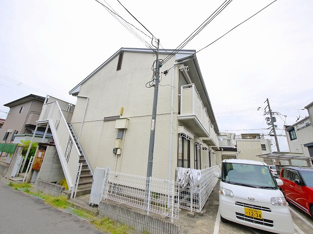 コスモハイツオリオンの外観