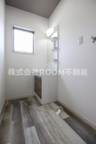 lieto郡元の洗面所|明るい洗面所です