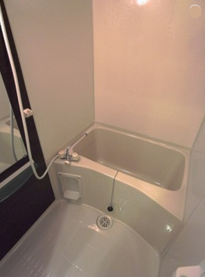 【浴室】 | リブリ・ル・シャドール