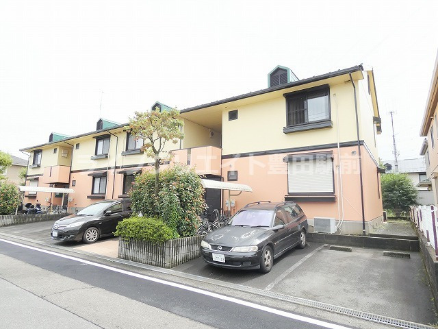 クローカスの駐車場
