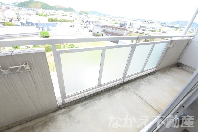 【バルコニー】 | 落ち着いた時間を過ごせるバルコニーです