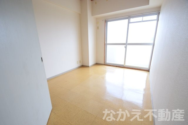 【居間・リビング】 | こちらのリビングで趣味の時間をお楽しみください