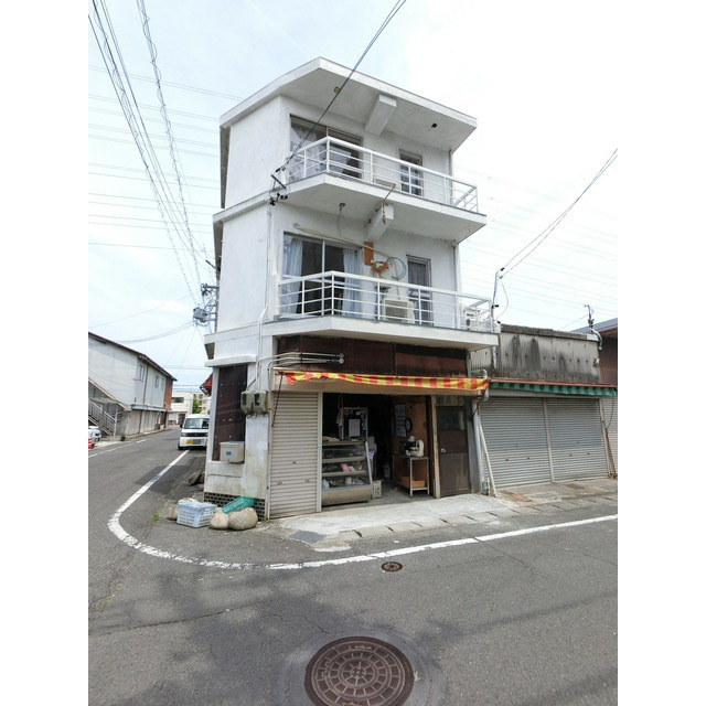 岐阜市茜部新所１丁目のアパート