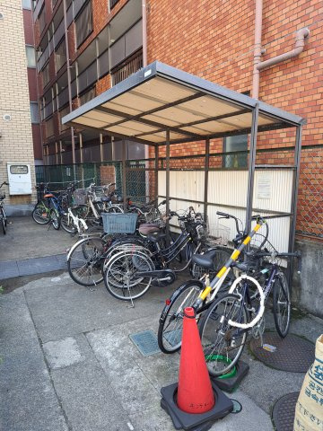 【その他共用部分】 | モンテメール船橋 | 自転車置き場です