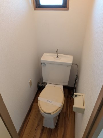 【トイレ】 | モンテメール船橋 | キレイな個室空間です