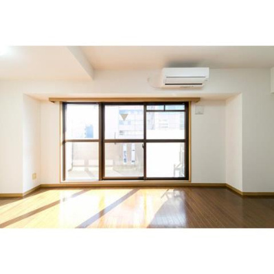 【居間・リビング】 | ビガーポリス556紅梅町