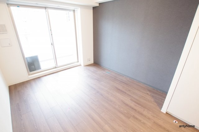 BPRレジデンス新梅田　仲介手数料無料の居間・リビング