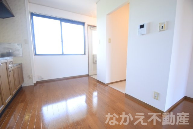 【居間・リビング】 | ゆったり過ごせる居間です