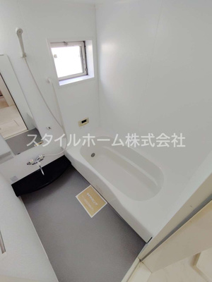 【浴室】 | レジデンス芦原Ａ棟 | 別部屋写真です。