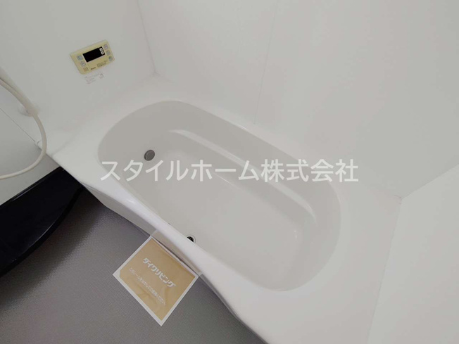 【浴室】 | レジデンス芦原Ａ棟 | 別部屋写真です。