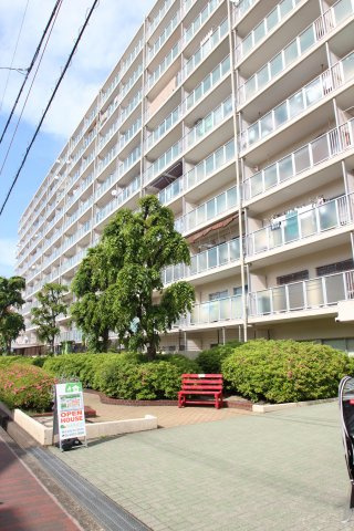 関目グリーンハイツC棟の外観