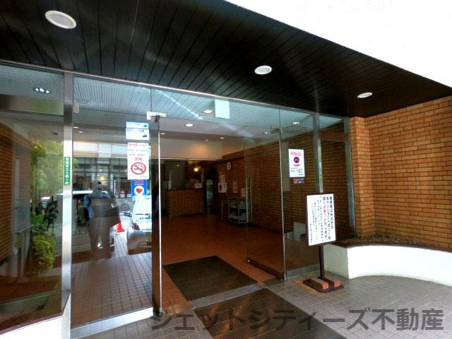 【エントランス】 | コープ野村梅田