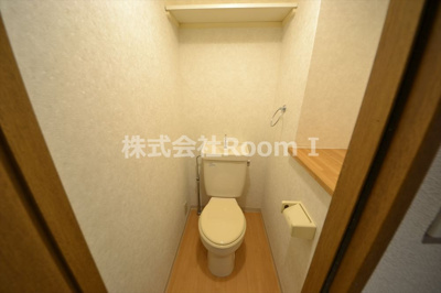 【トイレ】 | シュロスヒロカズ大手前 | シンプルで使いやすいトイレです