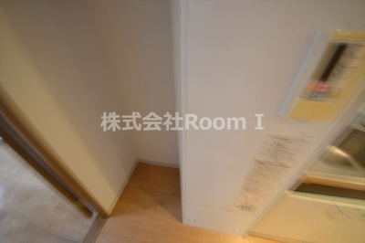 【設備】 | シュロスヒロカズ大手前 | 冷蔵庫置場