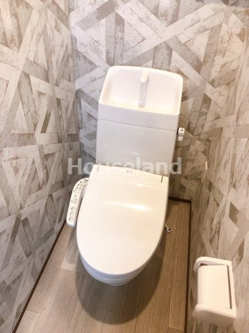 エイト三葛のトイレ