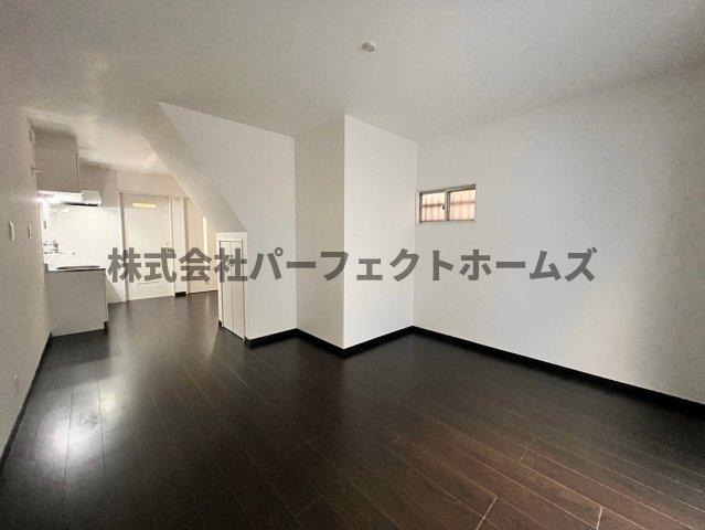 桜丘町戸建 賃貸の洋室|個人の部屋や寝室として使える洋室です