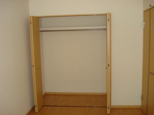 【収納】 | ハピネス | 洋室収納