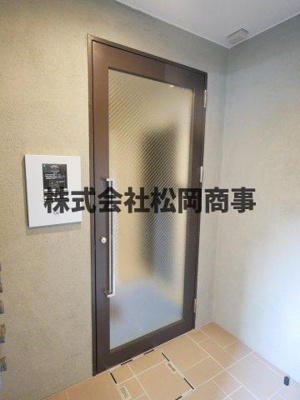 【エントランス】 | フラッティ天神川三条 | オートロックあり