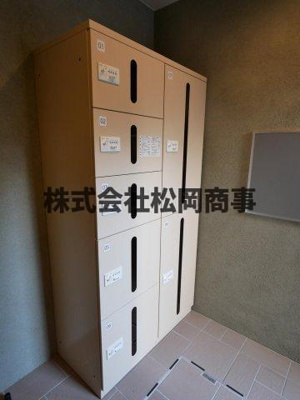 【エントランス】 | フラッティ天神川三条 | 宅配ボックスあり