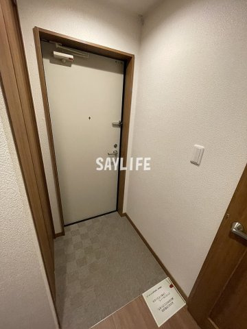 Gradito東石切（グラディートヒガシイシキリ）の玄関
