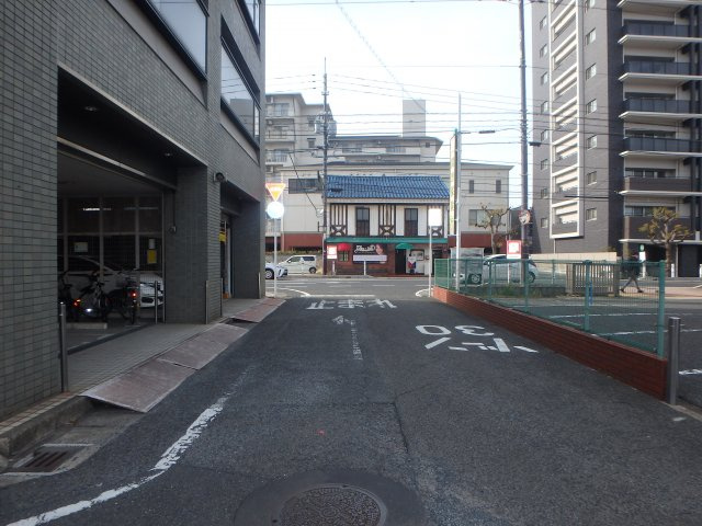 倉敷川西町RGB　オフィスビルの外観