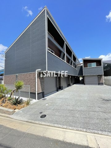 ガレージハウス　D-BASE