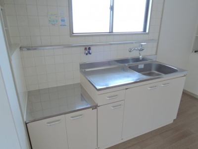 【キッチン】 | メゾンヴィラージュ | 写真は同マンション別部屋