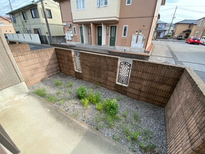 【庭】 | メゾンファミーユ