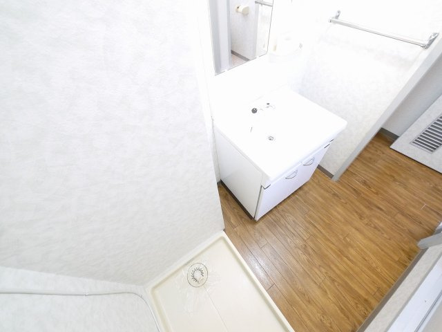 エミエール西大寺の洗面所|コンパクトで使いやすい洗面所