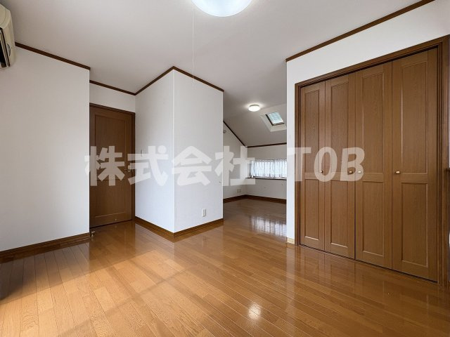 【洋室】 | 上北沢三丁目一戸建-定期借家2年- | 2F　洋室10.1帖※クリーニング完了前※