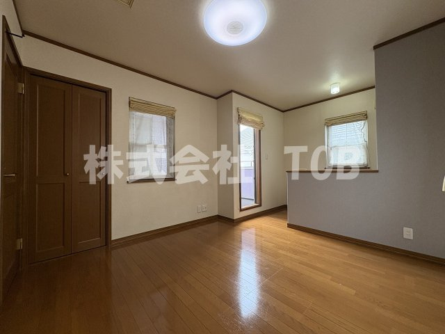 【内装】 | 上北沢三丁目一戸建-定期借家2年- | 2F　洋室8.2帖※クリーニング完了前※