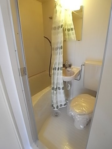 クリフサイド西岡本の浴室