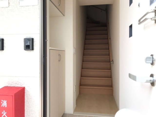 Ovest高田の玄関
