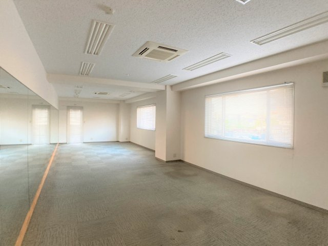 センチュリービルのその他