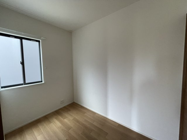 ドルチェ・ヴィータ柳川　Aの洋室