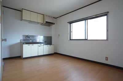 【居間・リビング】 | 板橋ハイツ | 広々ダイニングスペースです