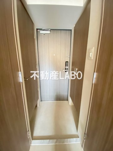 エスリード中之島クロスゲートの玄関