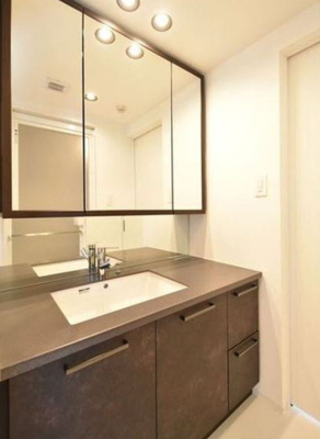 【独立洗面台】 | アリュイッテ富士見台