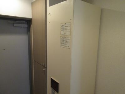 サンハウス御池の設備|電気温水器