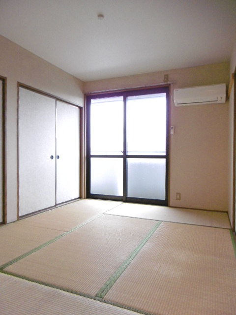 エクセル東櫛原【10,000円キャッシュバック対象物件】の和室|和室がひろがる居住スペース