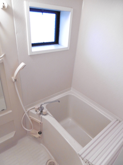 エクセル東櫛原【10,000円キャッシュバック対象物件】の浴室|お風呂です