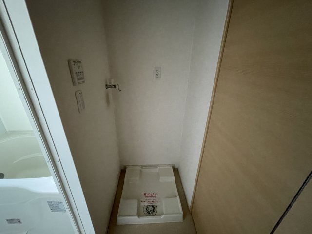 ココメロ　Ｖの内装|室内洗濯機置場