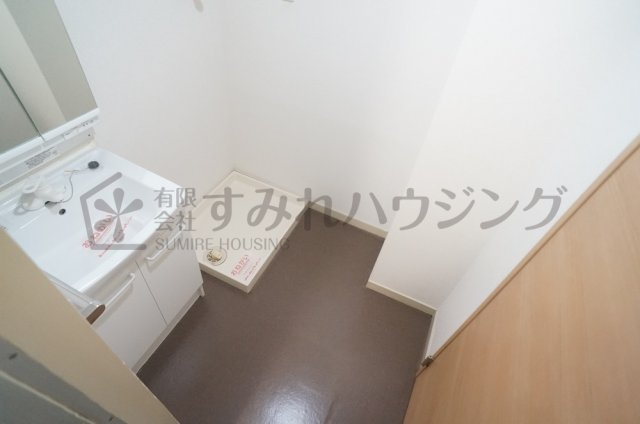 インペリアル中田の洗面所|参考、同建物・反転間取りの号室