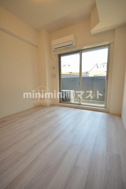 グランカリテ九条南の居間・リビング