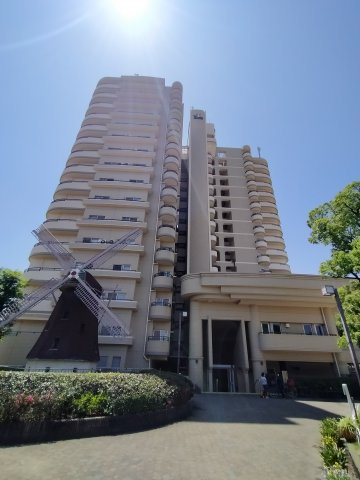 シャトー・サンパークスクエア